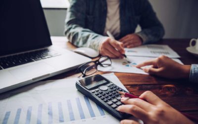 CISO as a Service – dlaczego w 2026 roku bardziej opłaca się wynająć eksperta niż go zatrudniać?